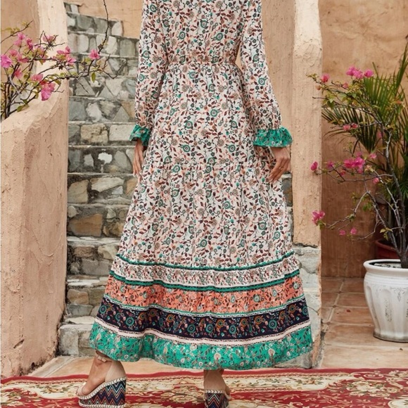 Allover print dress - Picture 3 of 4